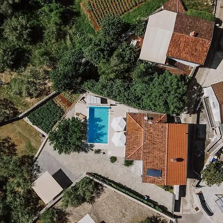 Stala Villa *