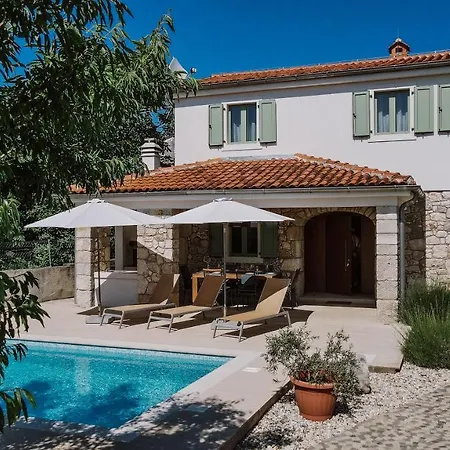 Stala Villa *