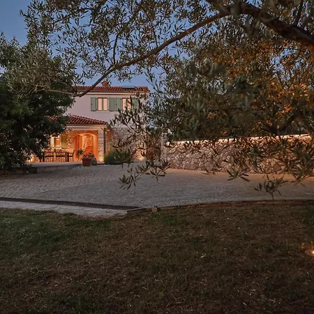 Stala Villa